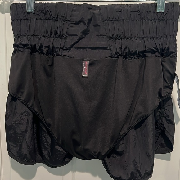 Free People FP Movement Way Home Short - Black - Medium - Picture 9 of 9